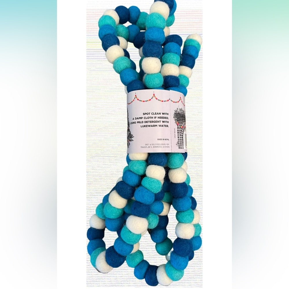 💙 x 2️⃣ TRADER JOES Blue Felted Garland ❄️ - Picture 2 of 3
